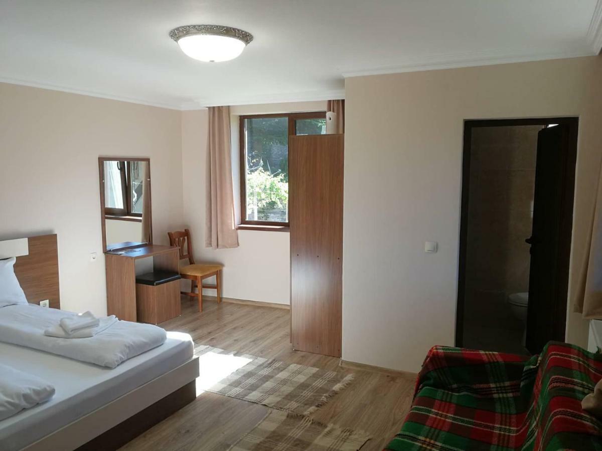 Слънчевата Къща Hotel Kovačevica Buitenkant foto