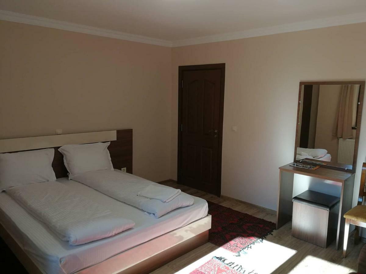 Слънчевата Къща Hotel Kovačevica Buitenkant foto